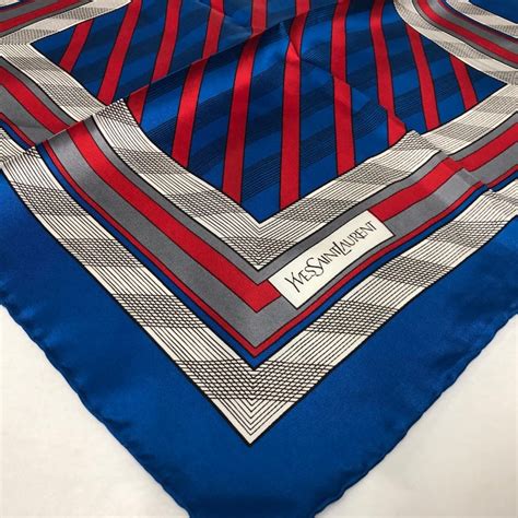 yves saint laurent foulard vintage da uomoe|Vintage Yves Saint Laurent Foulard .